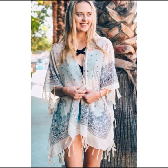 ⚠️1 LEFT⚠️ Ivory Tassel Kimono &/OR 👙cover-up NWT - Picture 6 of 8